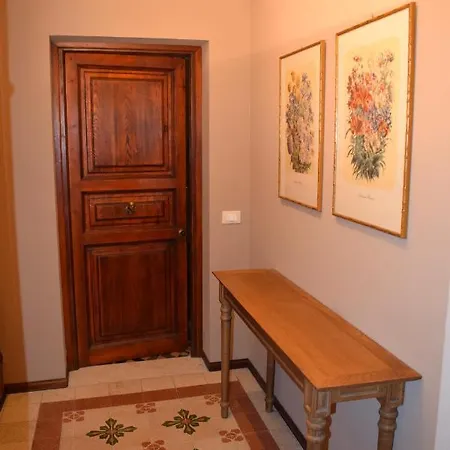 Grande Per Gruppi E Famiglie In Centro Storico A Con Terrazza E Ac Apartment *